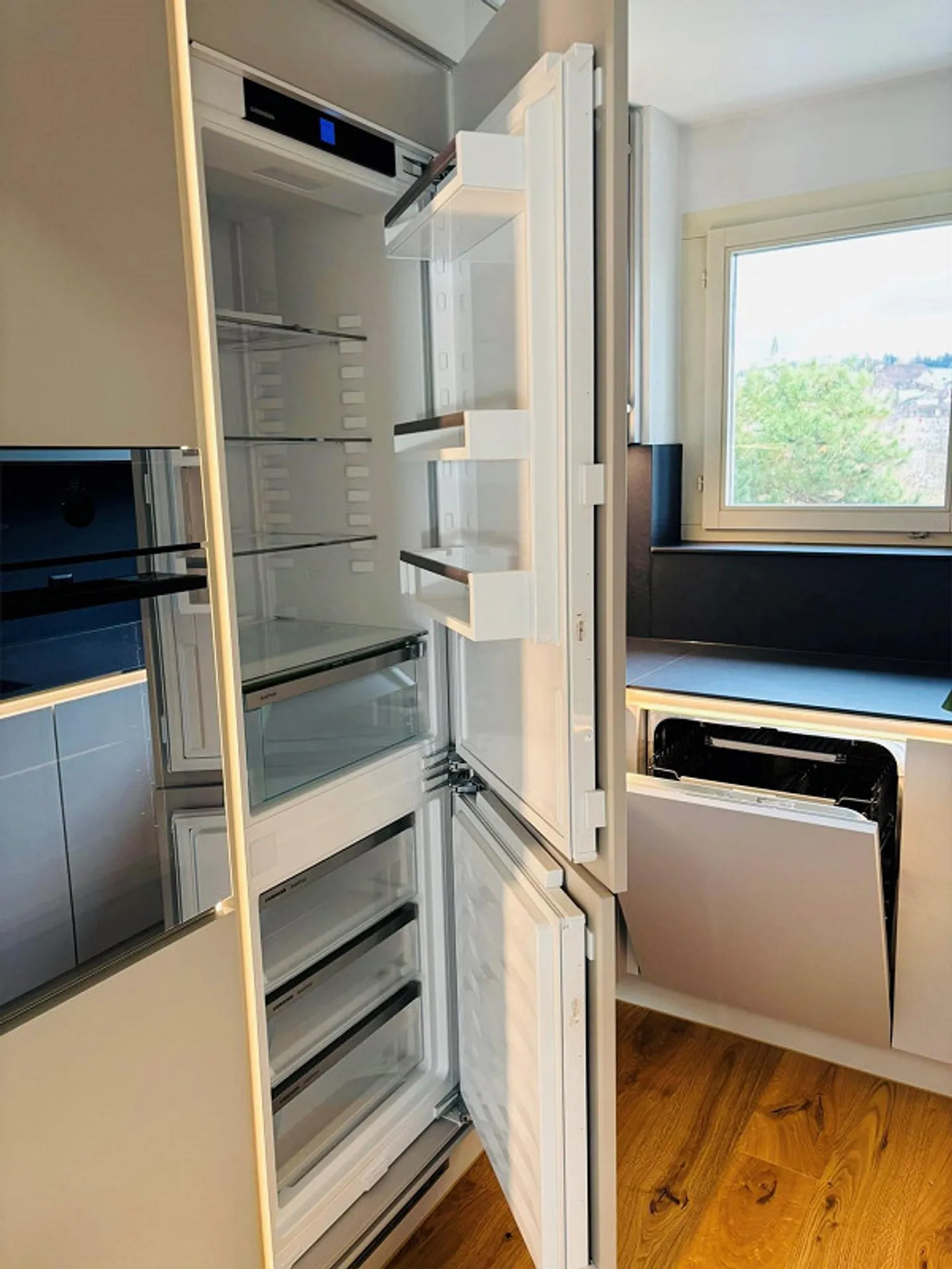 Appartamento maisonette ristrutturato di 5,5 stanze con molto spazio - Foto 7 di 15