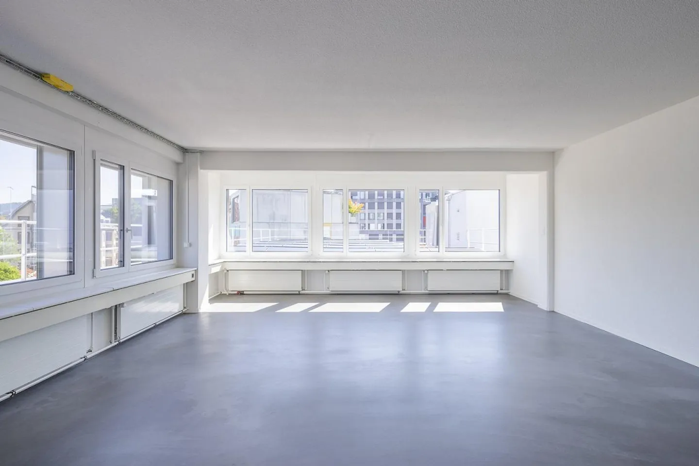 Shape Your Future: Your New Location in Zurich Binz - Photo 3 of 11