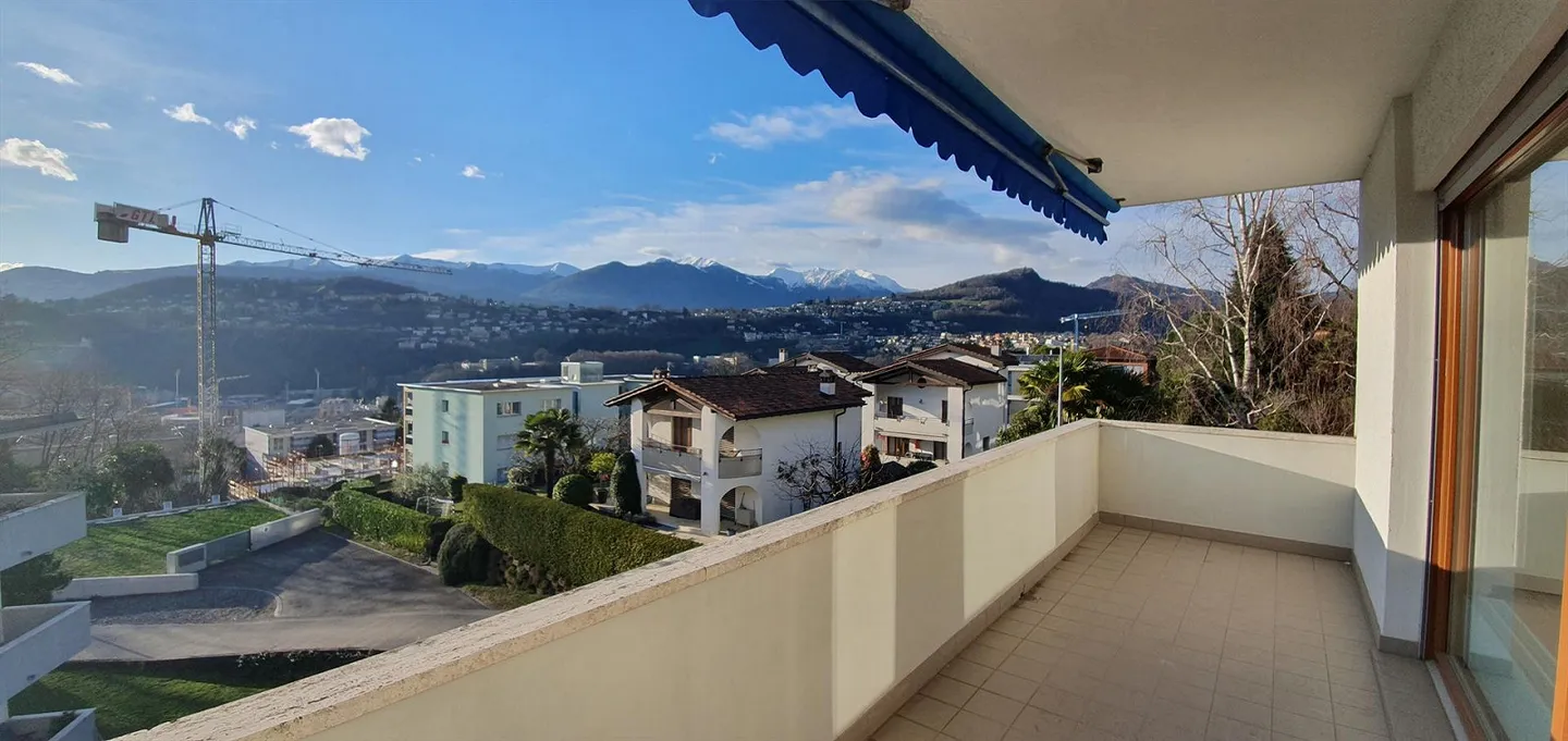 Appartamento in posizione tranquilla con vista libera - Foto 2 di 8