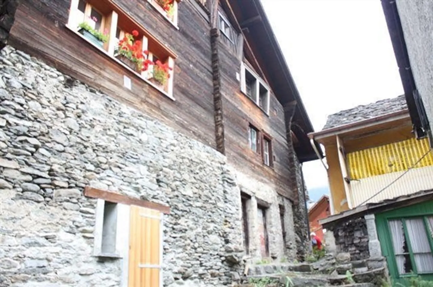 5 1/2-Room Village House with Expansion Possibility - Photo 17 of 20