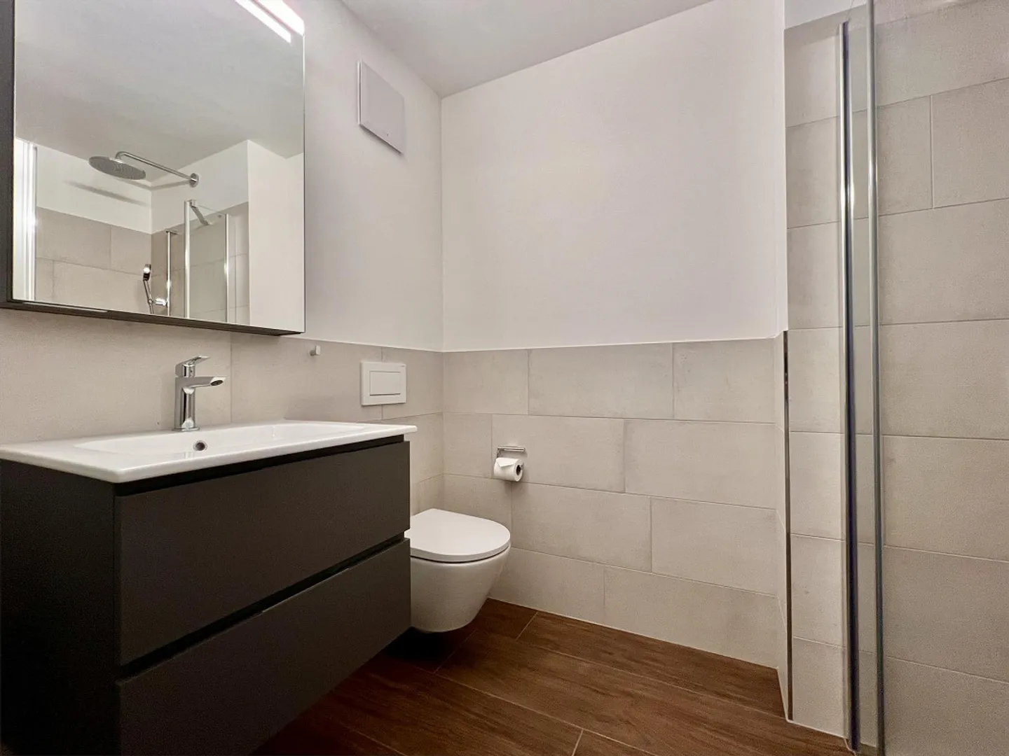 Modernes WG Zimmer in Wallisellen - Foto 6 von 9