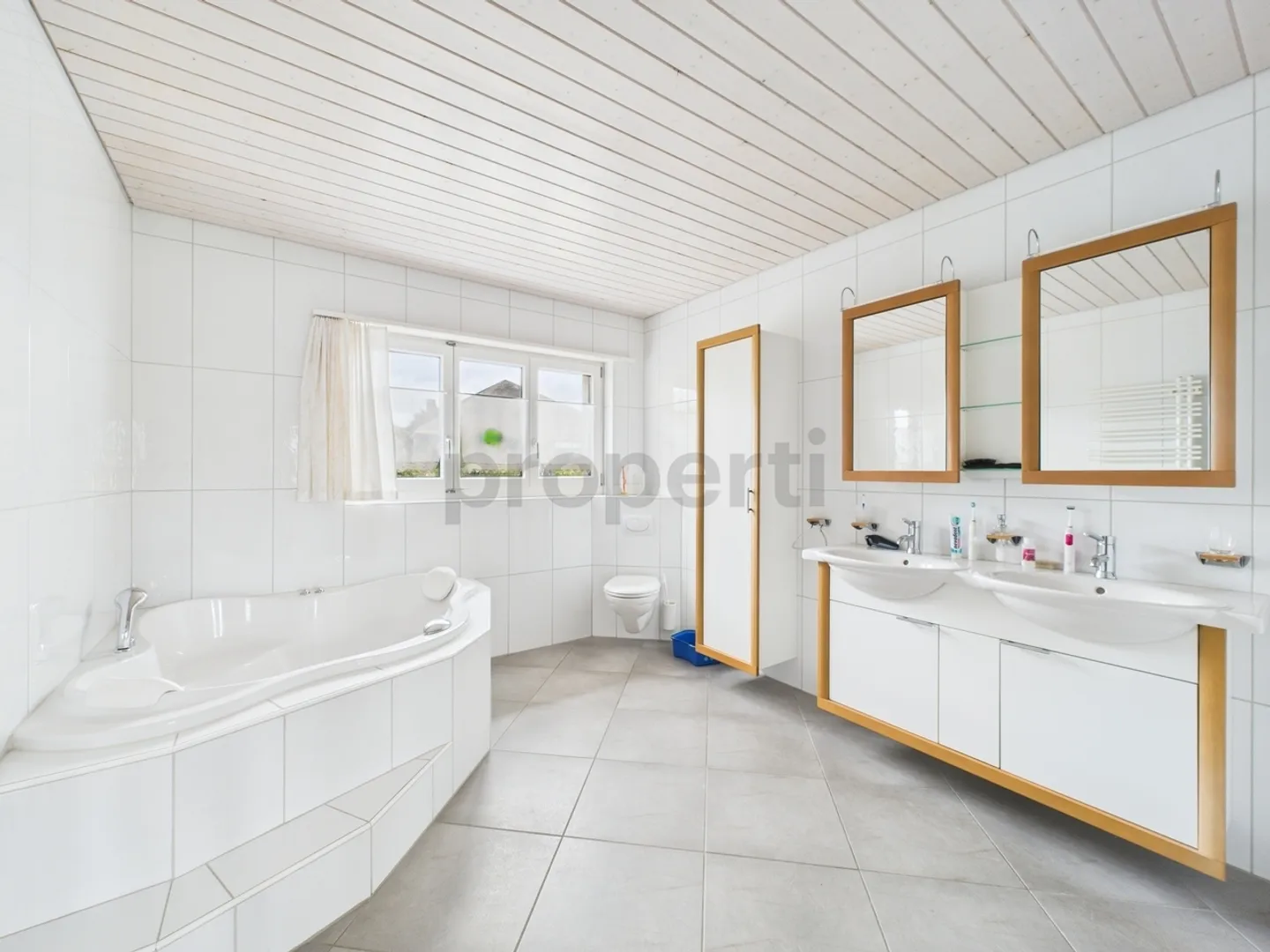 Charming 6.5-room single-family house in Tscheppach - Photo 8 of 12
