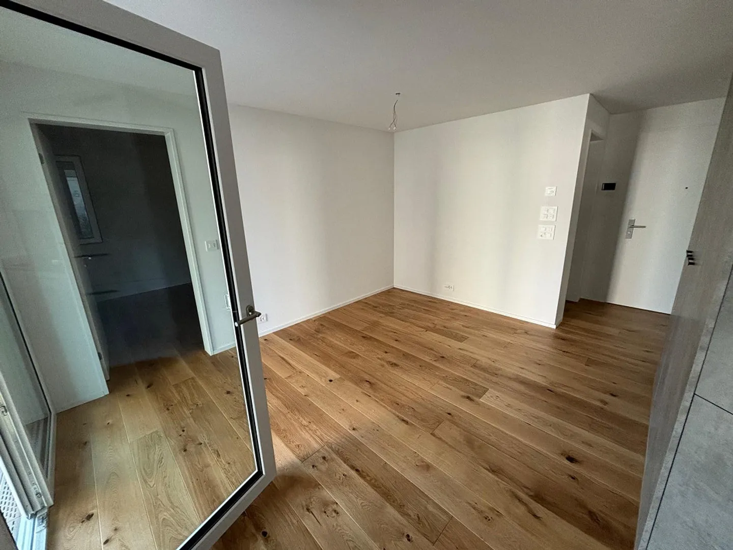 High-quality 2.5 room new apartment for rent - Photo 4 of 11