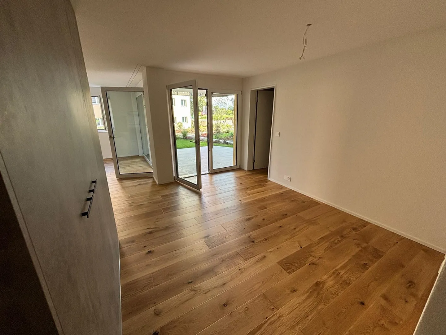 High-quality 2.5 room new apartment for rent - Photo 5 of 11