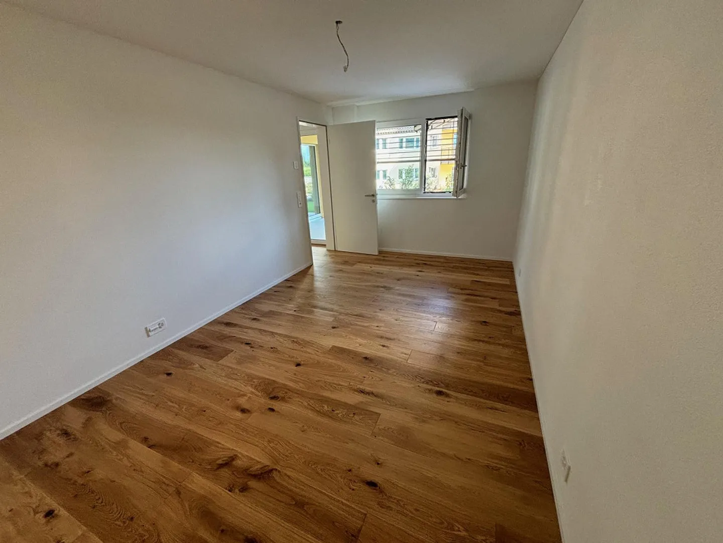 High-quality 2.5 room new apartment for rent - Photo 8 of 11