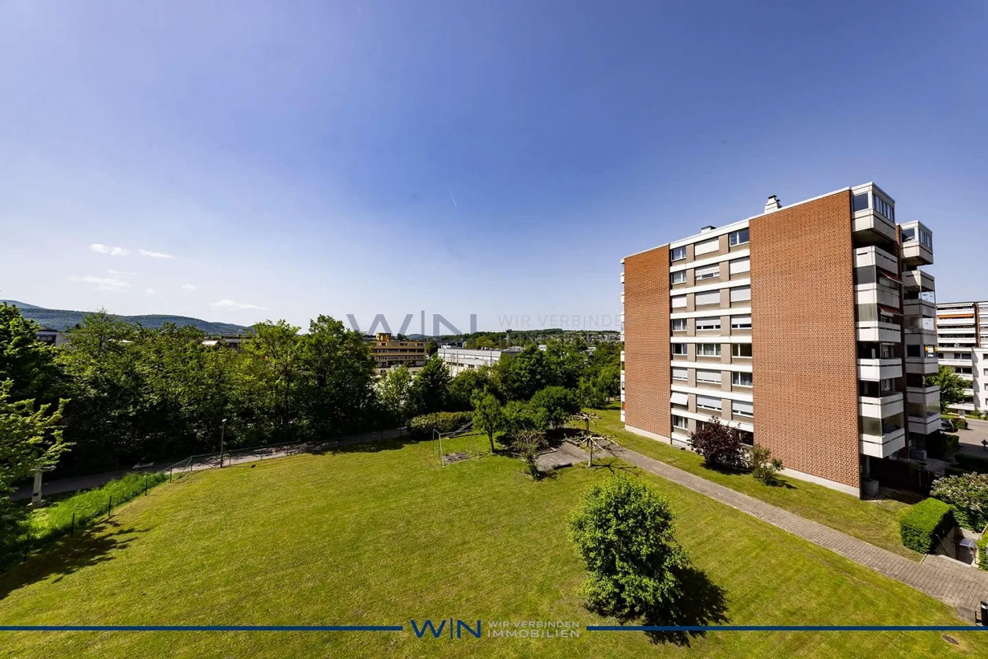 View. Attractive purchase price. Immediately available - Photo 9 of 9