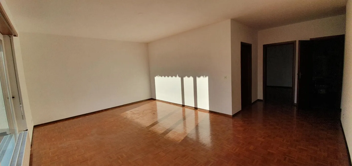 Appartamento in posizione tranquilla con vista libera - Foto 4 di 8