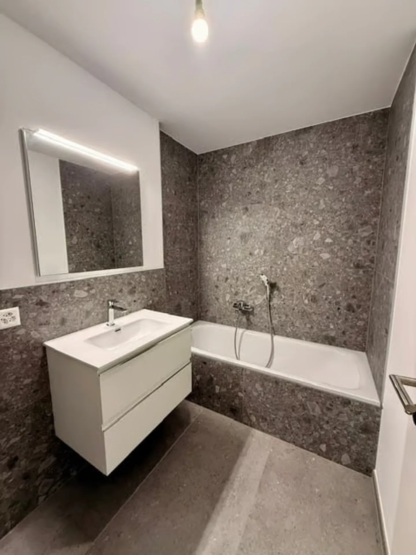 CAMPESTRO - 4.5 Room Duplex for Sale - Photo 17 of 20