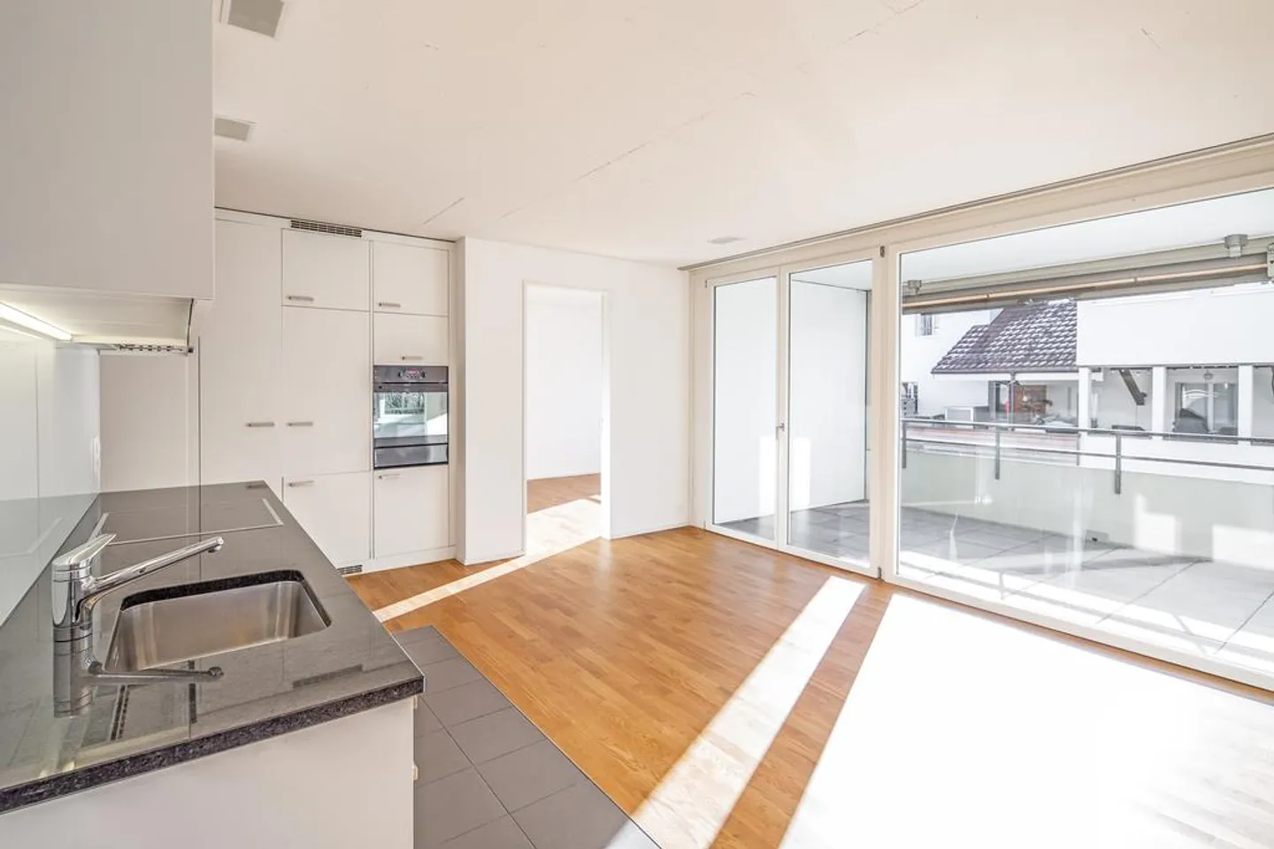 Naturnah und städtisch - direkt am Bahnhof! - Foto 2 von 5