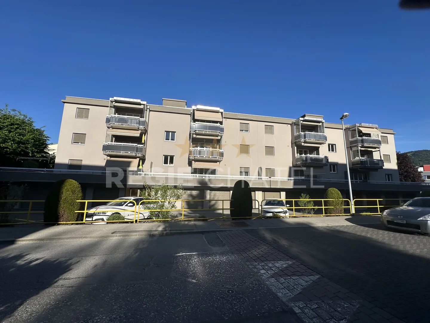 Charming 2.5 room apartment with large terrace - Photo 1 of 6