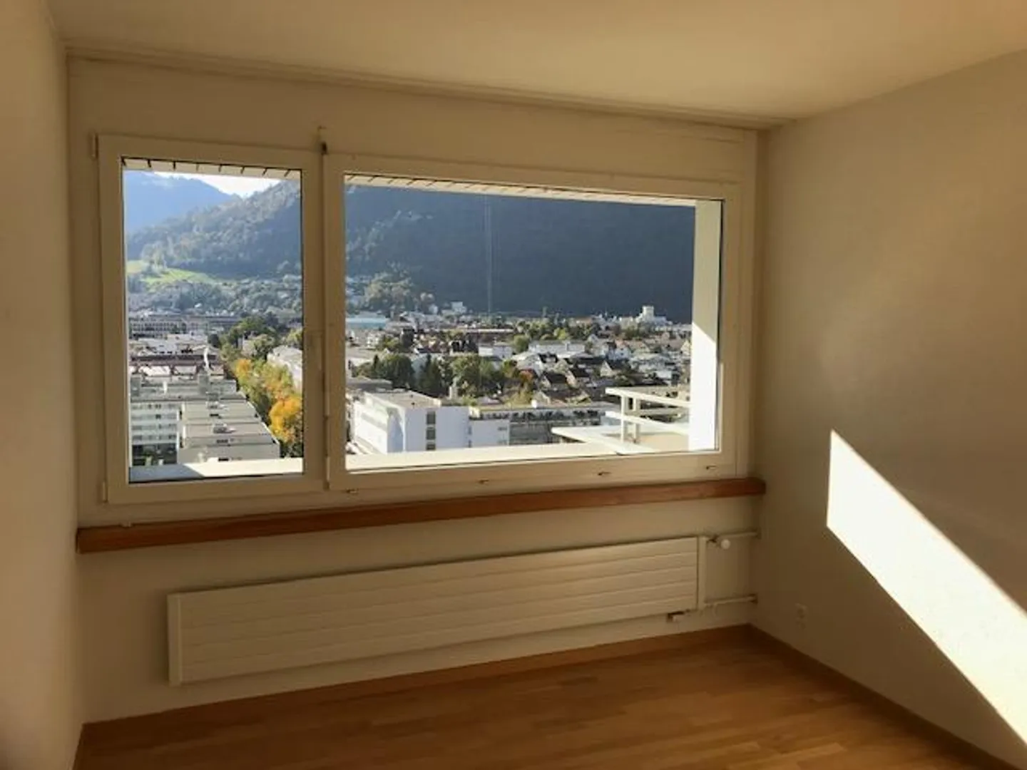 3 1/2 Room Apartment 11th Floor 38 - Photo 3 of 9