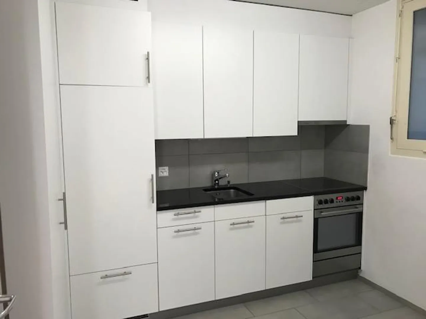 3 1/2 Room Apartment 11th Floor 38 - Photo 5 of 9