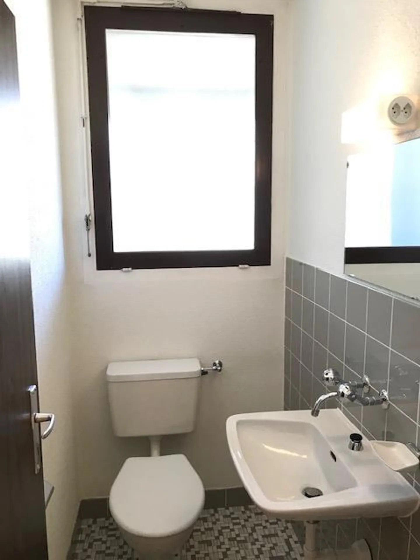 3 1/2 Room Apartment 11th Floor 38 - Photo 6 of 9