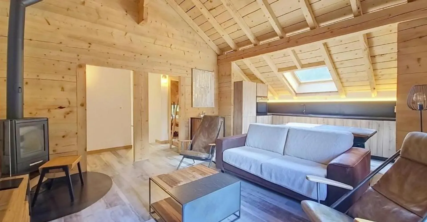 4.5 rooms in Planchouet (Nendaz) in the heart of the forest! - Photo 1 of 12
