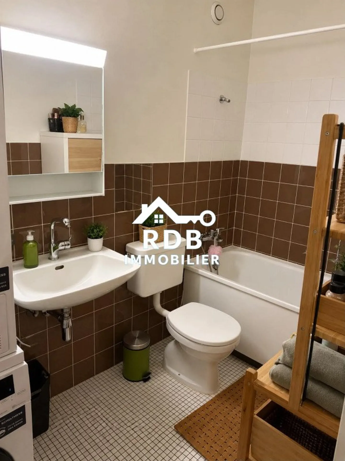Wunderschöne 7-Zimmer-Wohnung mit 124 m² in Meyrin - Foto 7 von 12