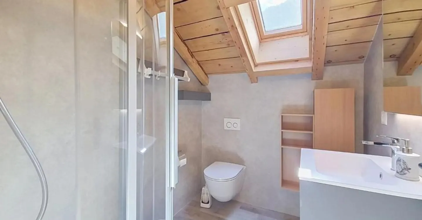 4.5 rooms in Planchouet (Nendaz) in the heart of the forest! - Photo 8 of 12