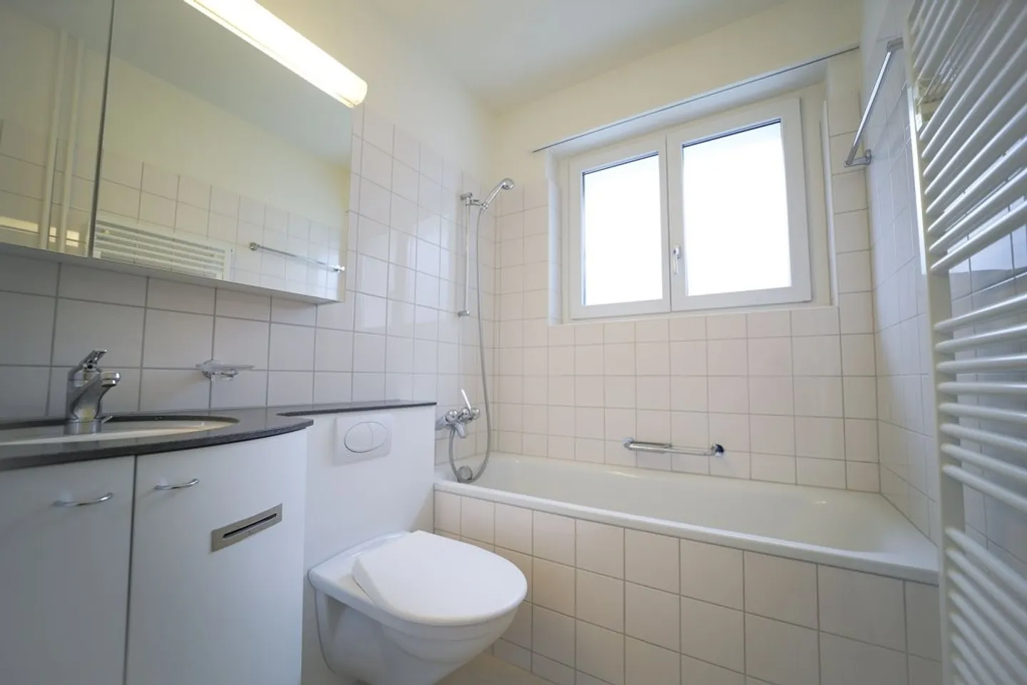 Ruhige Wohnung im Zentrum von Witikon - Foto 3 von 7