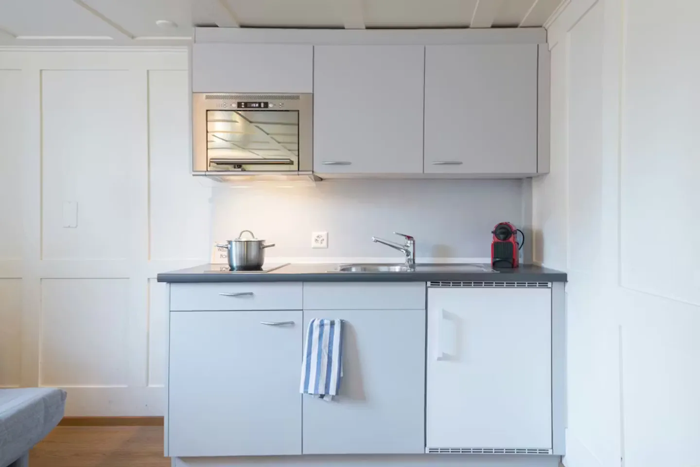 Charming Chalet in Zug - Photo 8 of 10