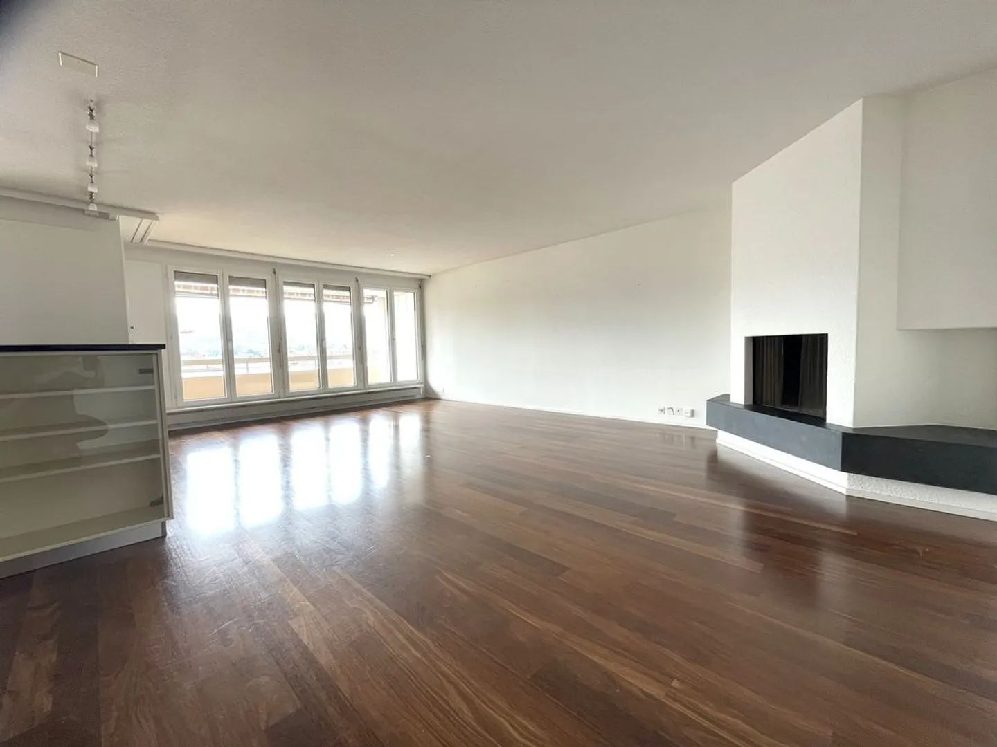 Attractive 4.5-room apartment for rent - Photo 2 of 10