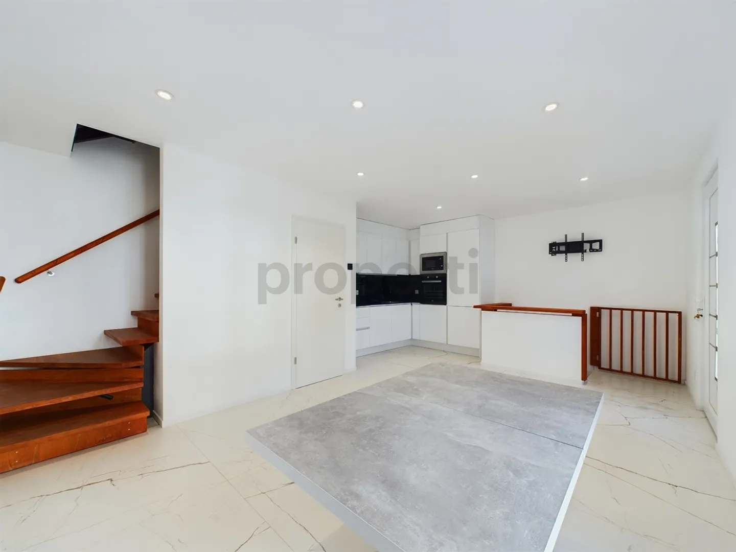 Idilliaca casa indipendente con 4,5 locali in Riviera - Foto 2 di 10