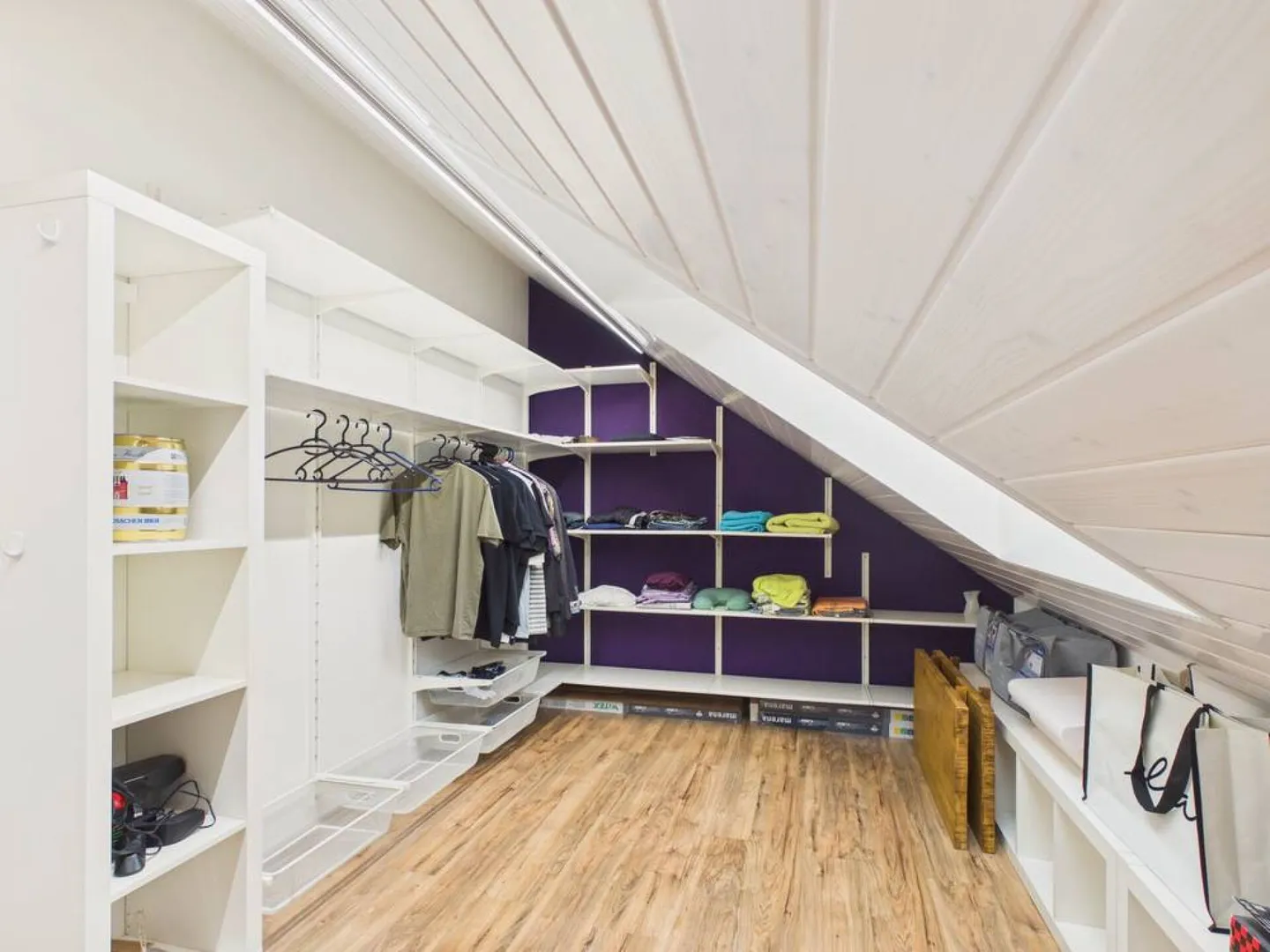 Spacious and Bright with a View of the Green - Photo 14 of 20