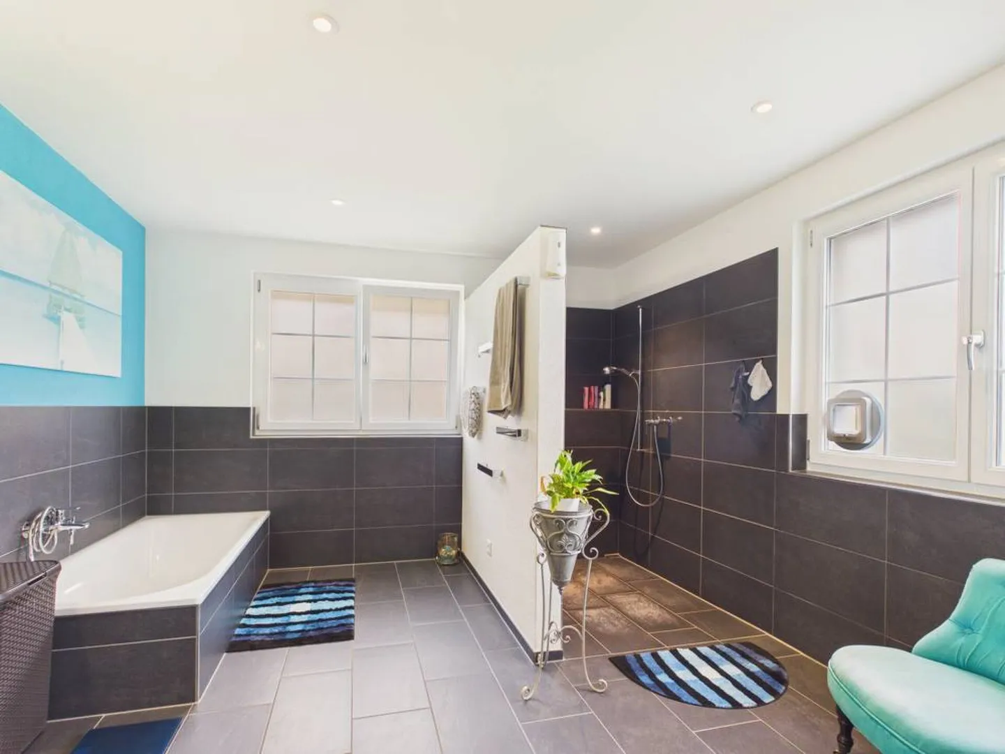 Spacious and Bright with a View of the Green - Photo 19 of 20
