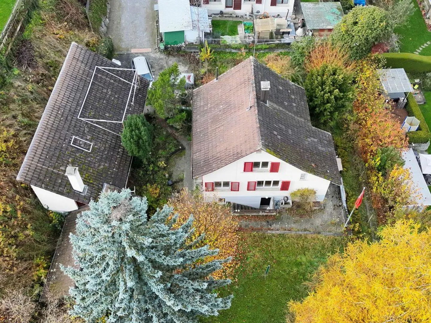 Single-family house with generous plot of 996 m² - Photo 1 of 24