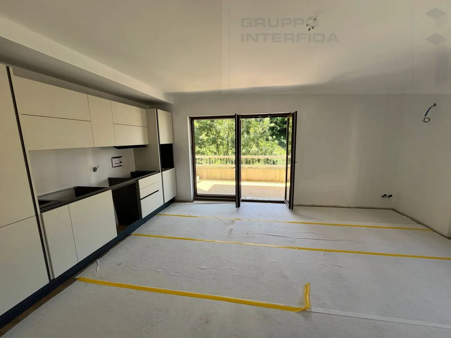 4.5-ROOM APARTMENTS IDEAL FOR STUDENTS - Photo 2 of 13