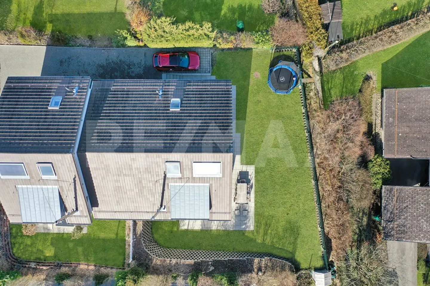 Neuere Villa mit Garten und Bergblick 20 Minuten von Lausanne entfernt - Foto 2 von 8