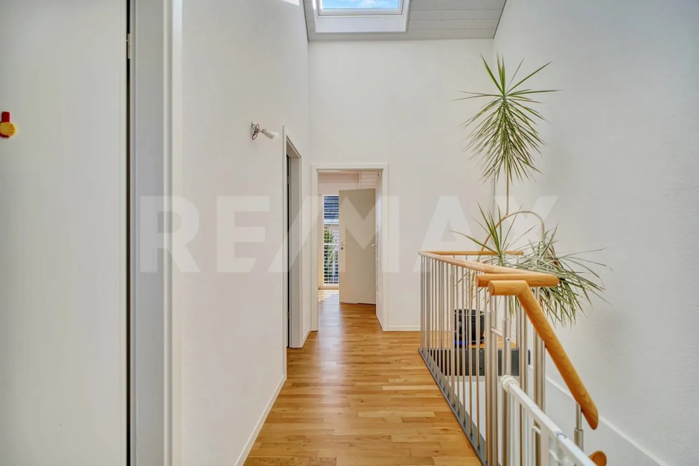 Neuere Villa mit Garten und Bergblick 20 Minuten von Lausanne entfernt - Foto 5 von 8