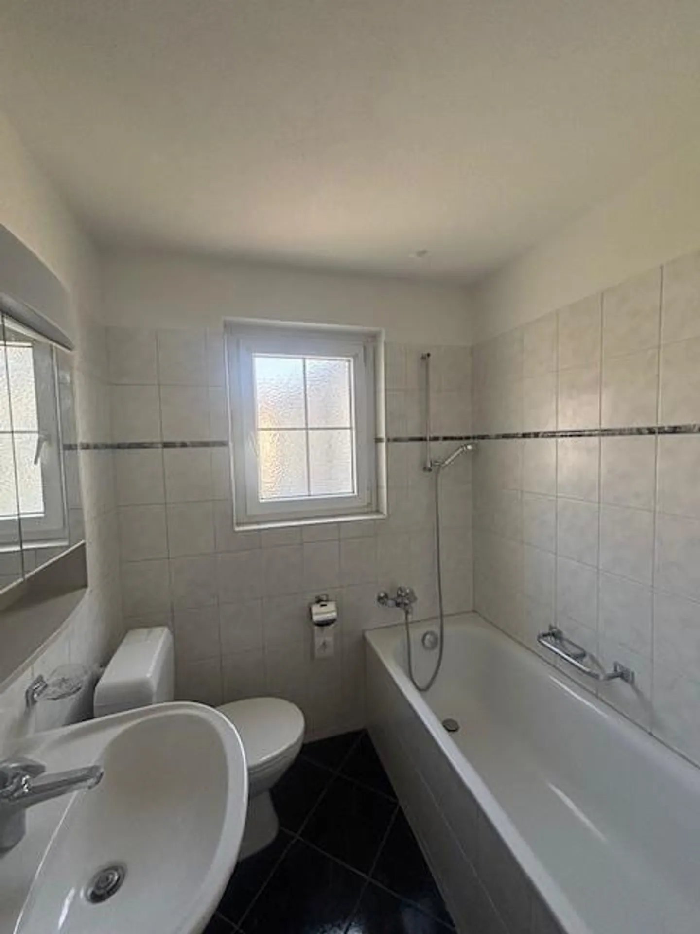 Appartamento luminoso vicino al centro - Foto 7 di 8