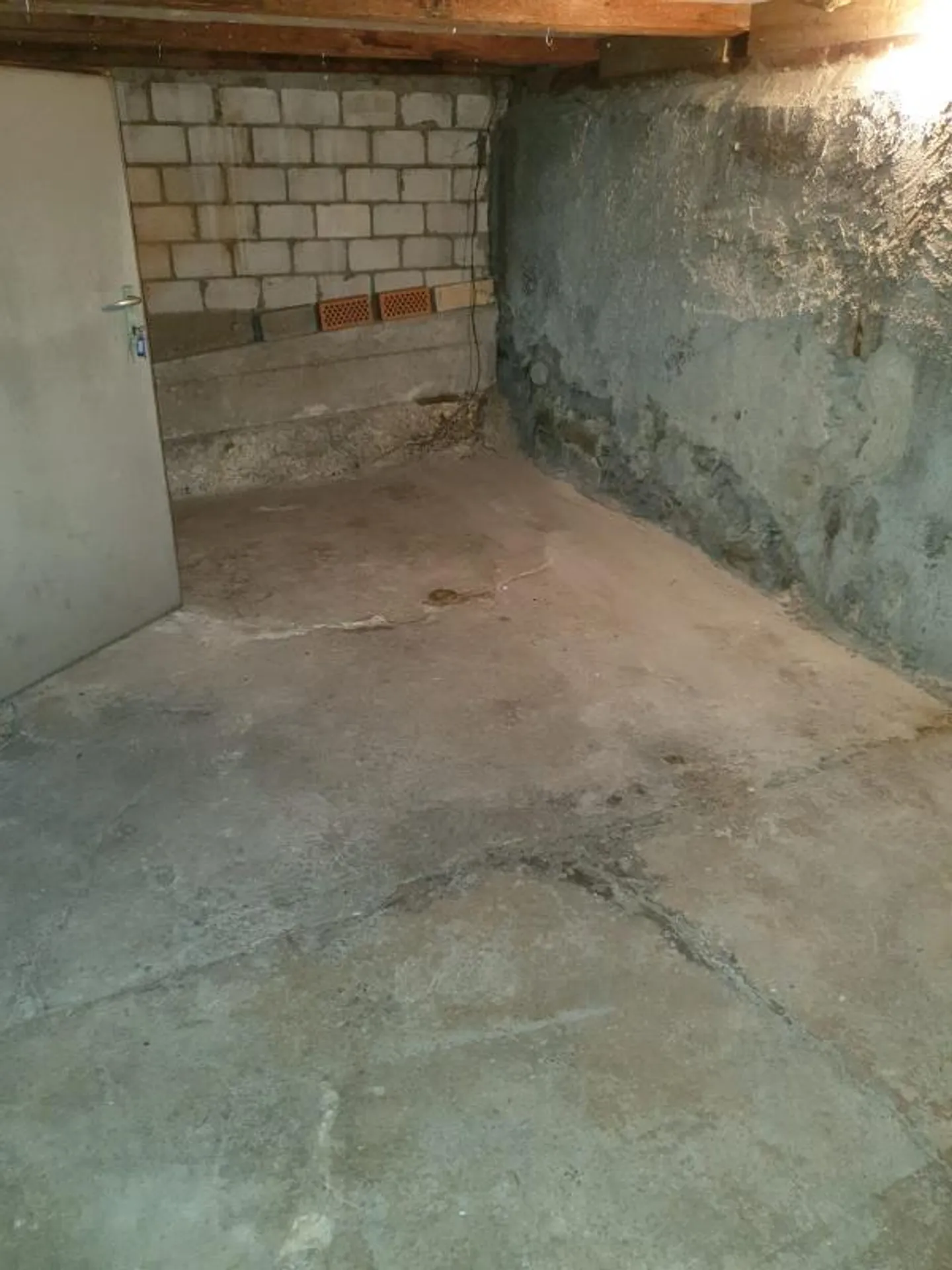 Comparto cantina - Foto 3 di 4