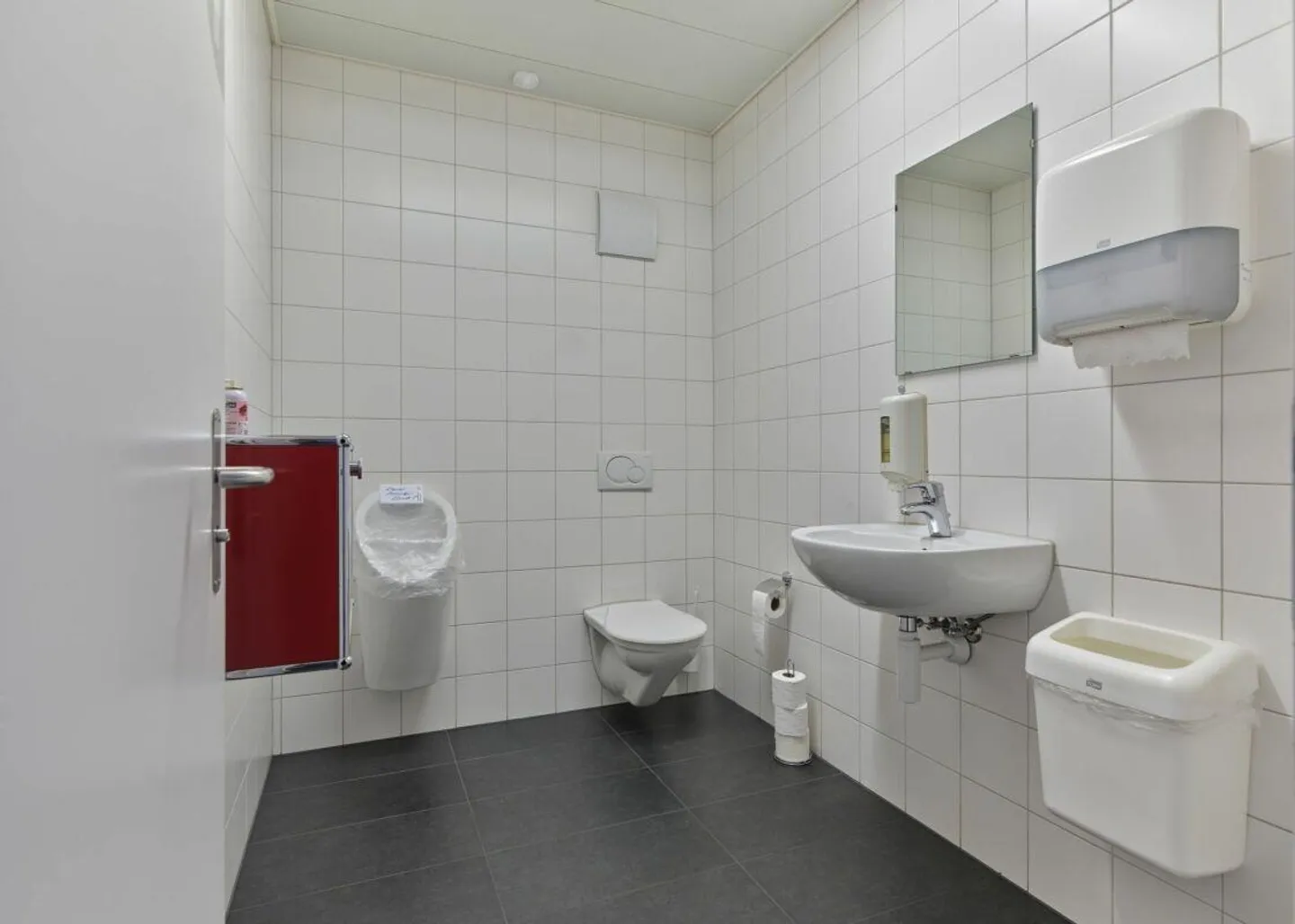 Attractive commercial spaces for rent in Kappelen - Photo 18 of 19