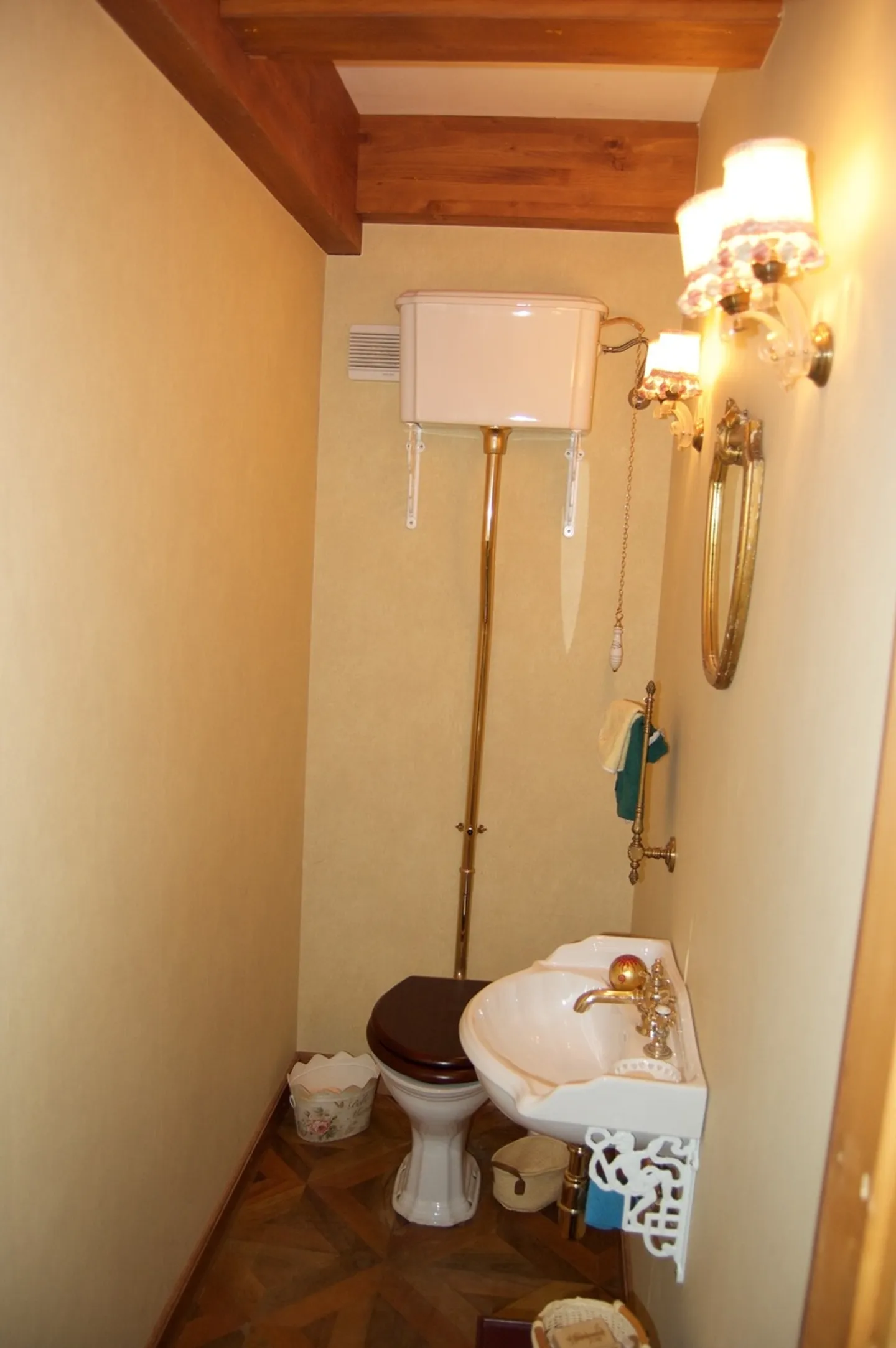 Chalet - Photo 10 of 26