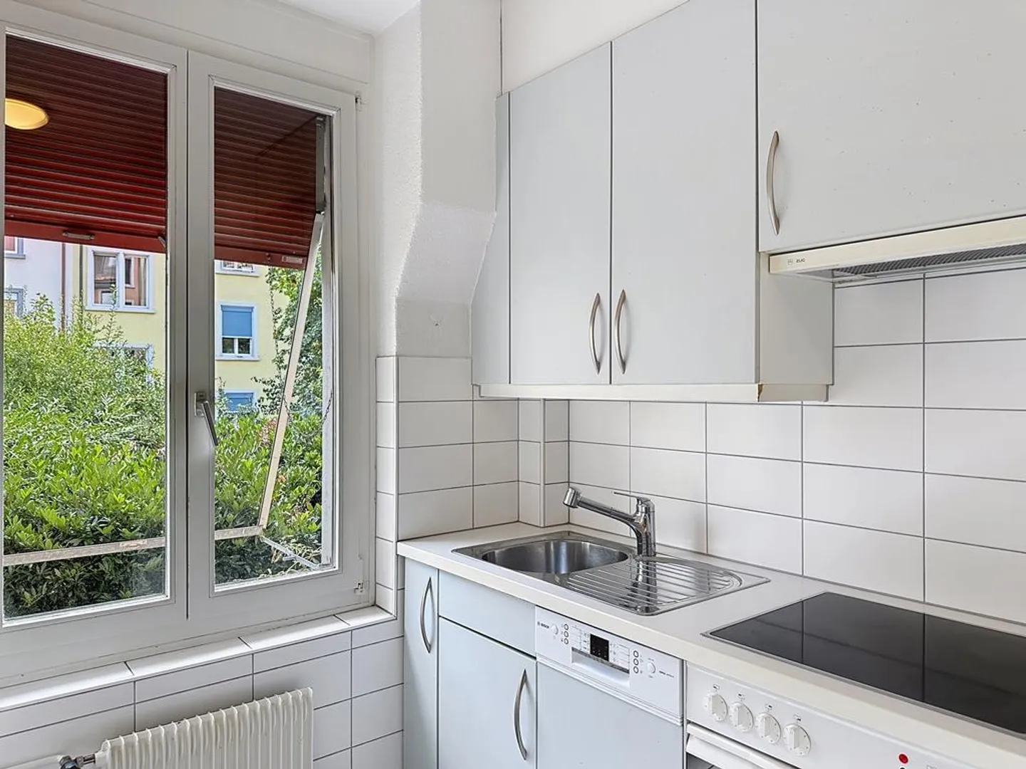 Temporary Old Building Apartments in Zurich Enge - Photo 7 of 8