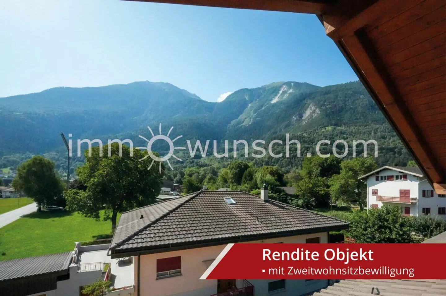 The Opportunity - Charming 2 ½ Room (3 ½ Rooms) Penthouse Apartment with 2nd Residence Permit - Photo 1 of 25