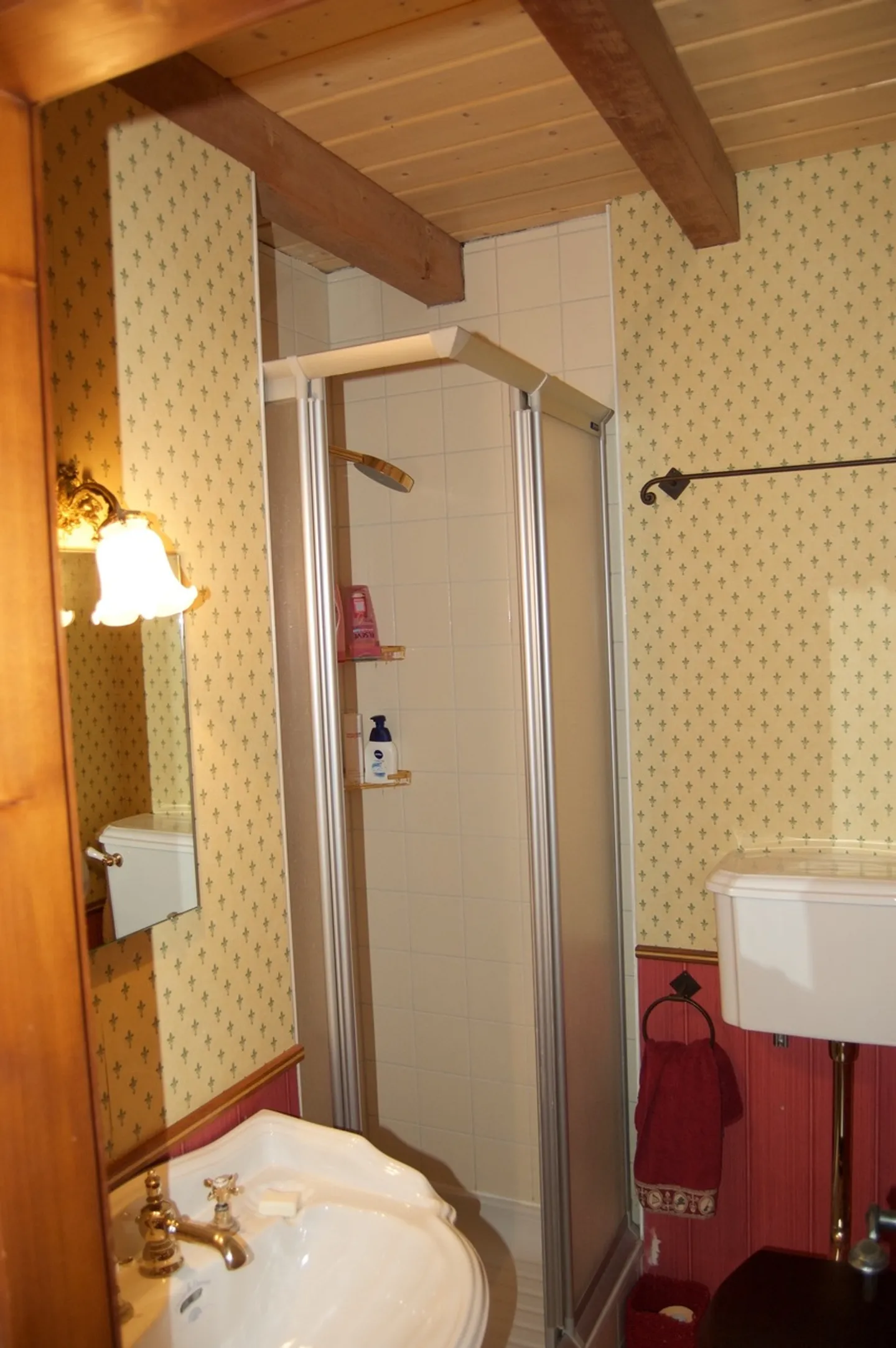 Chalet - Photo 18 of 26