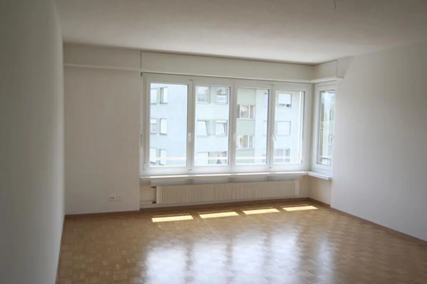 Ihre neue Wohnoase in der Nähe vom Zürichsee - Ruhig und zentral! - Foto 2 di 4