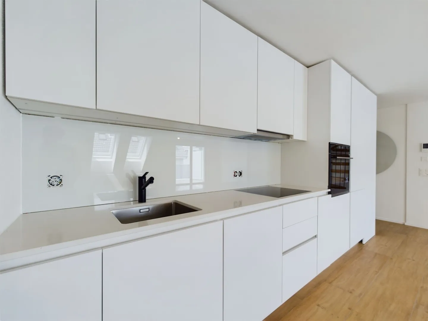 Ampio appartamento duplex con più terrazze! - Foto 3 di 9