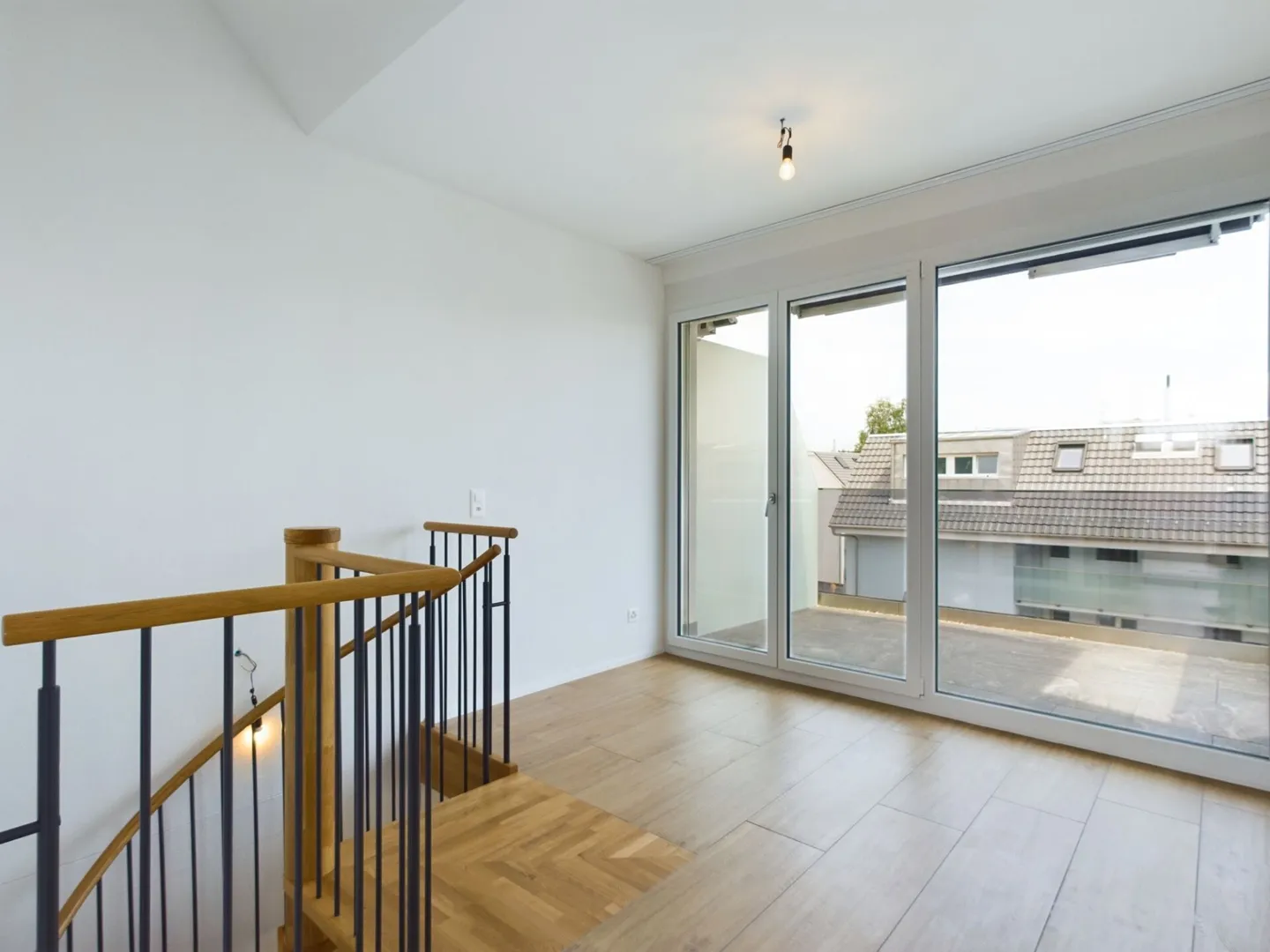 Ampio appartamento duplex con più terrazze! - Foto 4 di 9