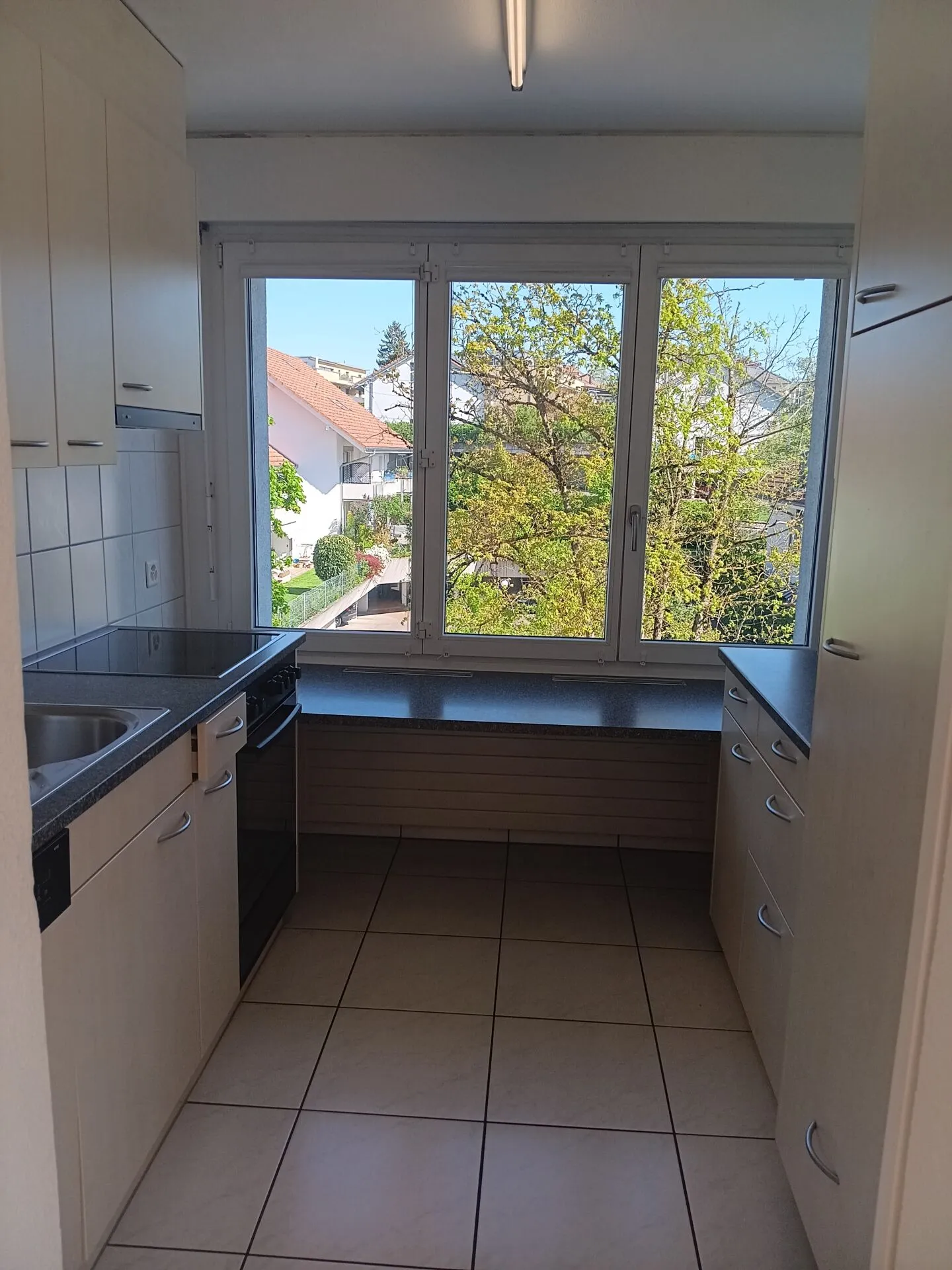 Helle 4,5-Zimmer Wohnung mit Balkon - Foto 10 von 16