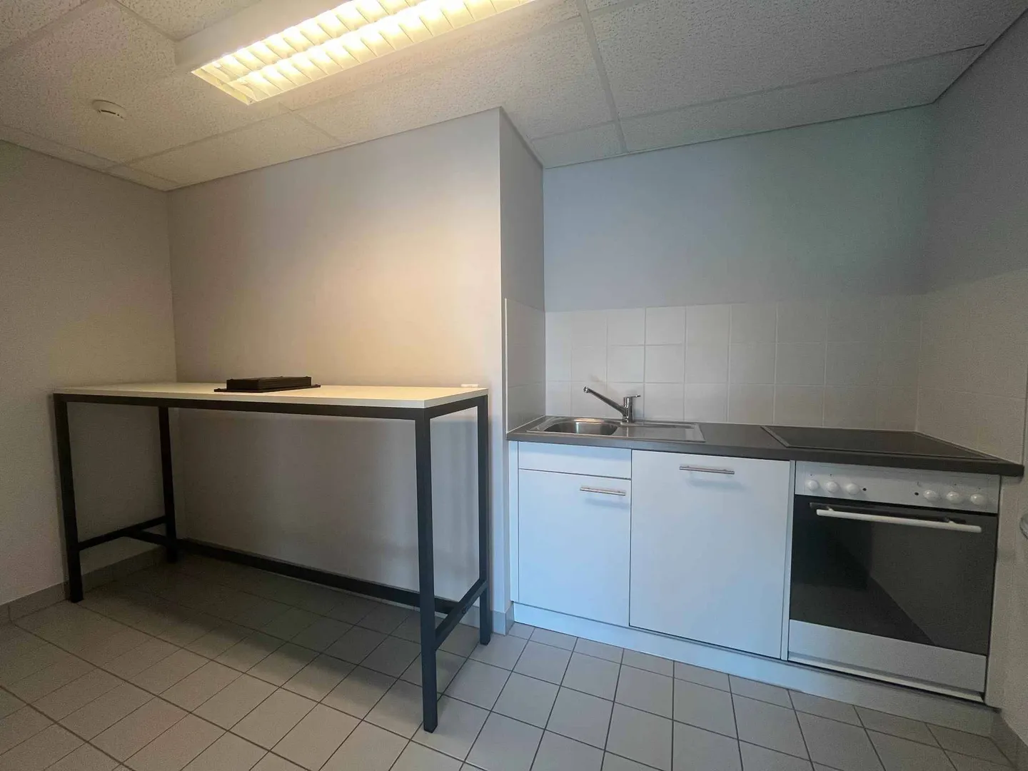 Bureaux 480m2 - proche Aéroport - Photo 8 sur 9