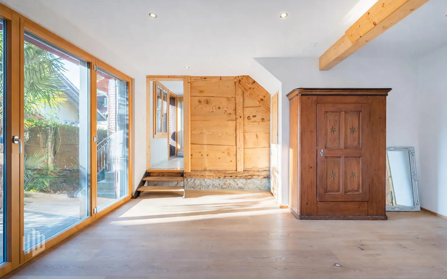 ImmoWyss - Vivre entre l'idylle du jardin et le bord du lac au lac de Thoune - Photo 2 sur 8