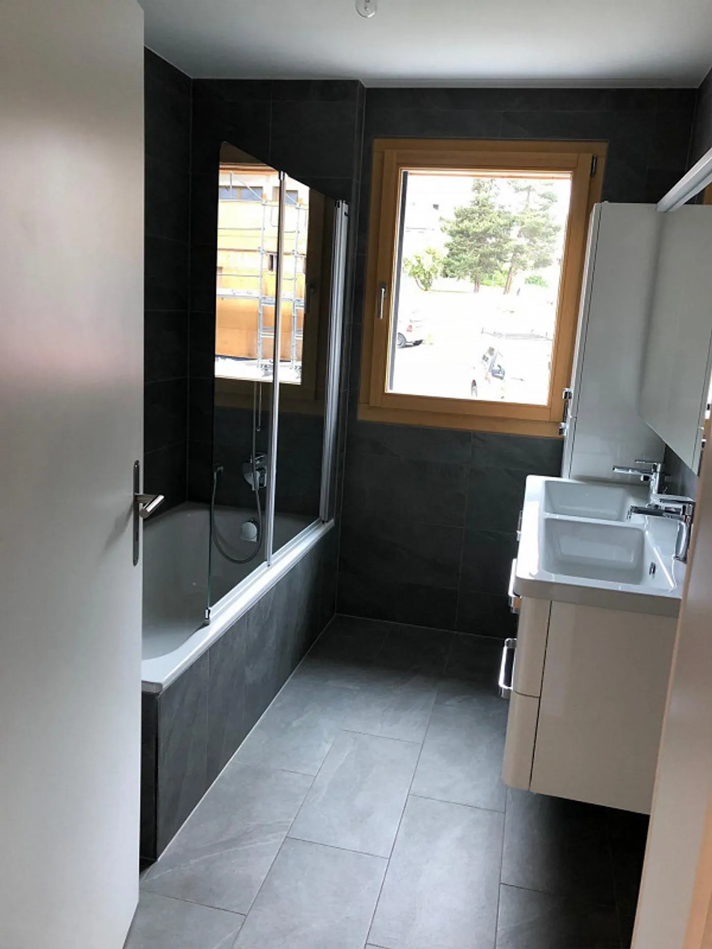 Appartamenti moderni di 4,5 stanze al 1° piano - Foto 10 di 16