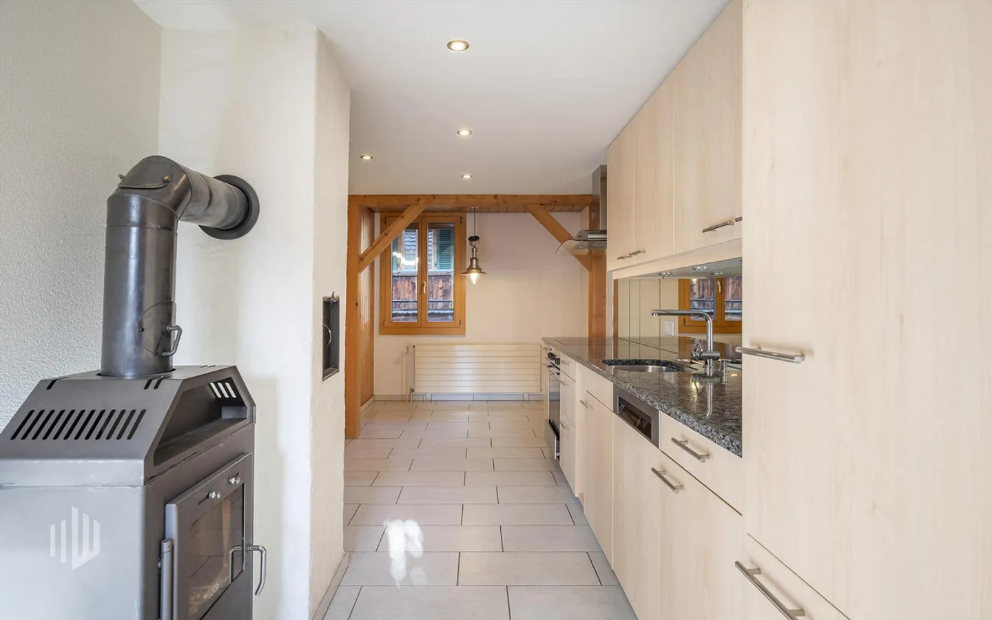 ImmoWyss - Vivre entre l'idylle du jardin et le bord du lac au lac de Thoune - Photo 5 sur 8