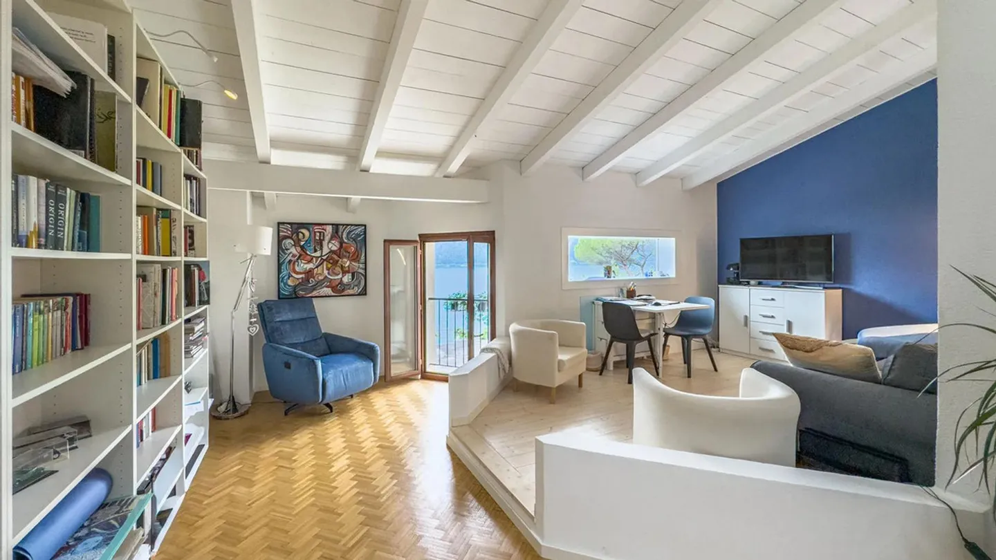 Zweitwohnsitz - Elegantes Haus am Seeufer in Bissone - Foto 7 von 10