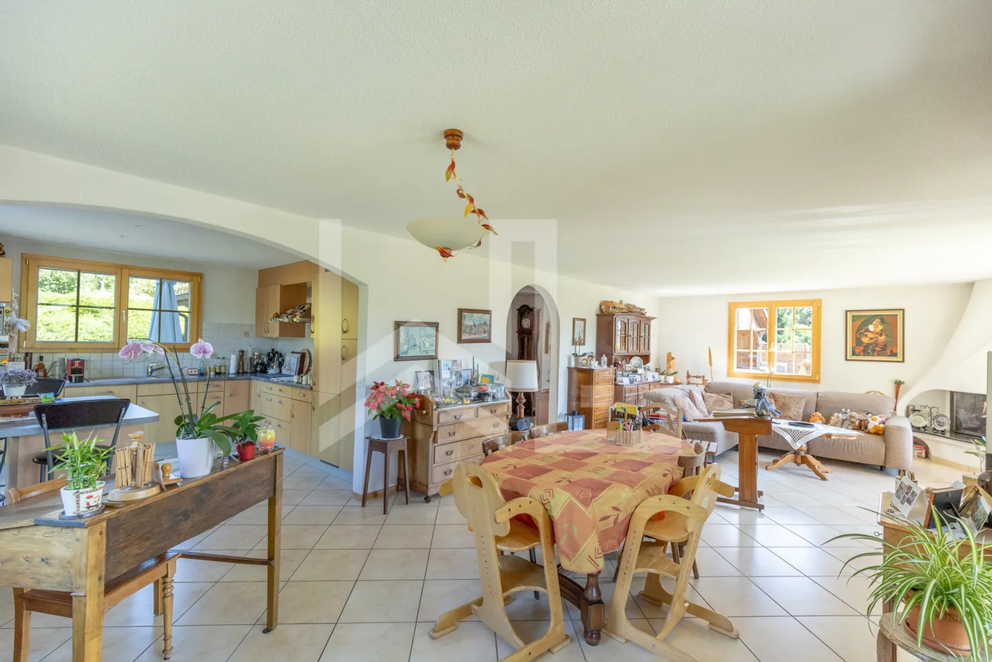 Villa affascinante vicino al centro città con appartamento indipendente - Foto 2 di 18