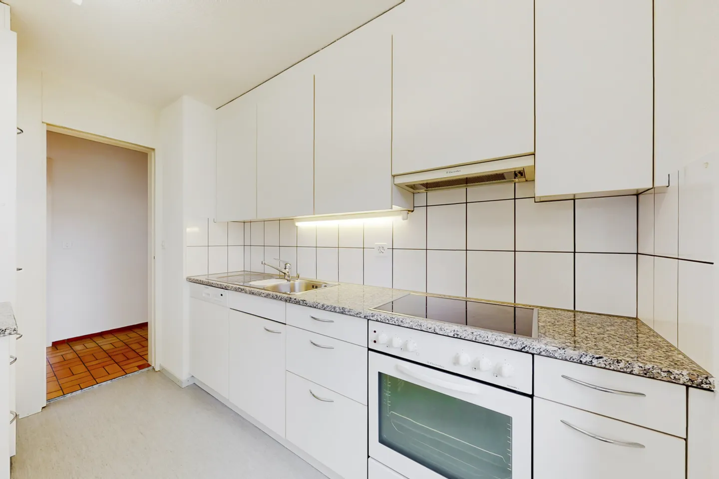 Charmant appartement à la recherche de charmants locataires! - Photo 3 sur 8