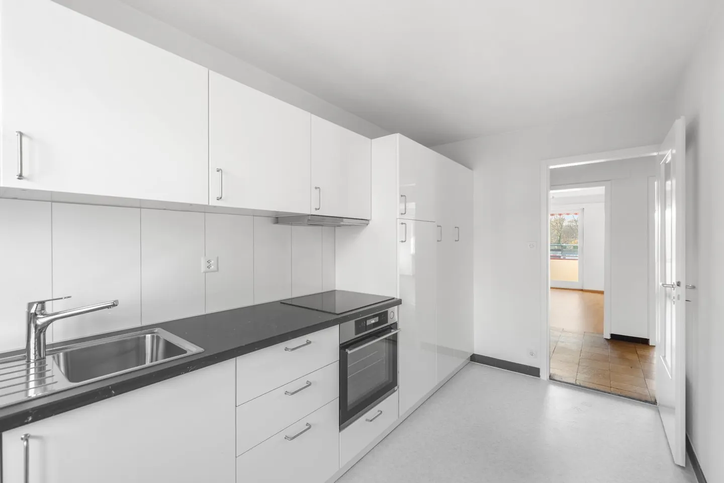 Renovierte Wohnung mit Balkon - Foto 2 von 8