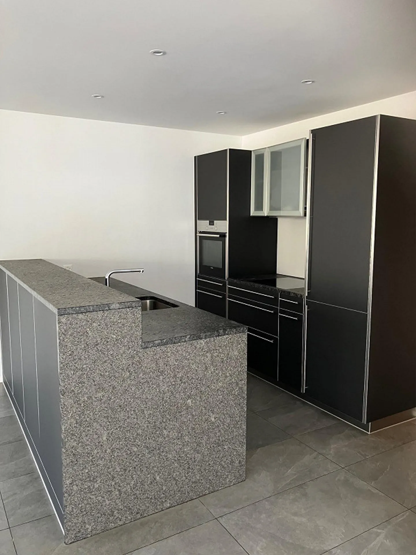 Appartamenti moderni di 4,5 stanze al 1° piano - Foto 15 di 16